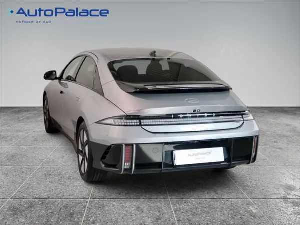 Hyundai Ioniq 6 0,0 POWER 77 kWh 239kW Style - foto 6