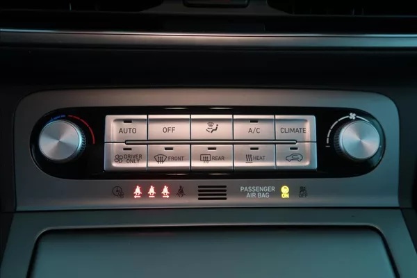 Hyundai Kona 0,0 POWER CZECH EDITION 150KW - foto 19