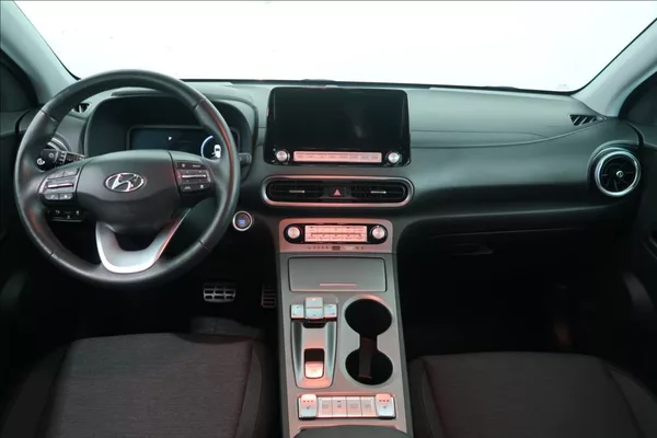 Hyundai Kona 0,0 POWER CZECH EDITION 150KW - foto 9