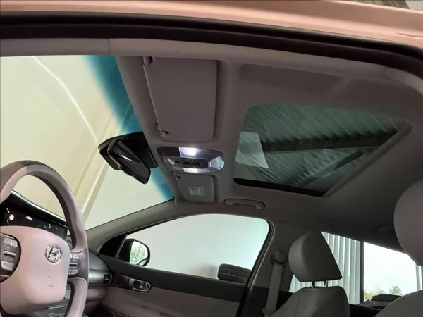 Hyundai Nexo 0,0 VODÍKOVÝ POHON - foto 18