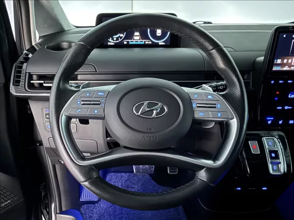 Hyundai Staria 2,2 CRDI PREMIUM LUXURY PANO - foto 11