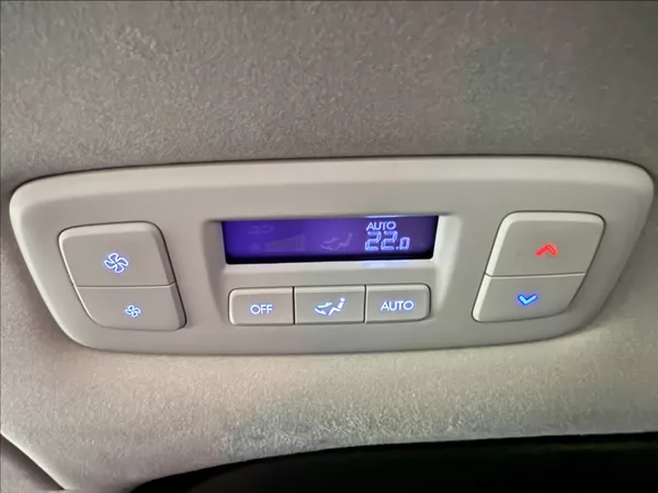 Hyundai Staria 2,2 CRDI PREMIUM LUXURY PANO - foto 14
