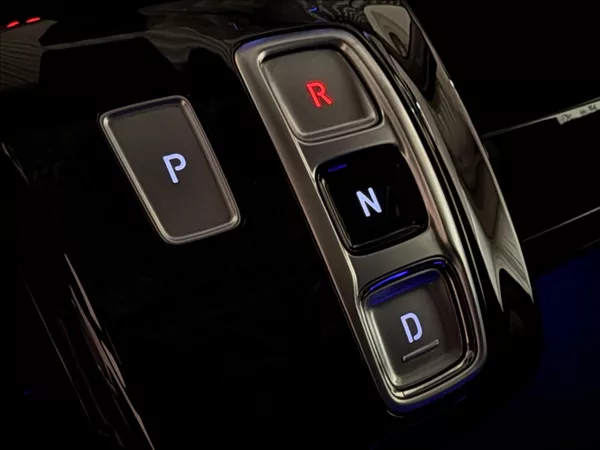 Hyundai Staria 2,2 CRDI PREMIUM LUXURY PANO - foto 19
