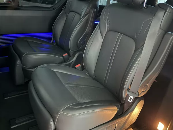 Hyundai Staria 2,2 CRDI PREMIUM LUXURY PANO - foto 9