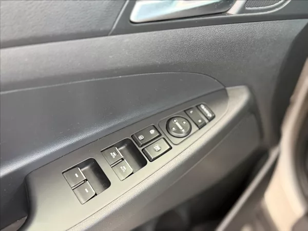 Hyundai Tucson 1,6 T-GDI STYLE FL 4X4 AT - foto 14
