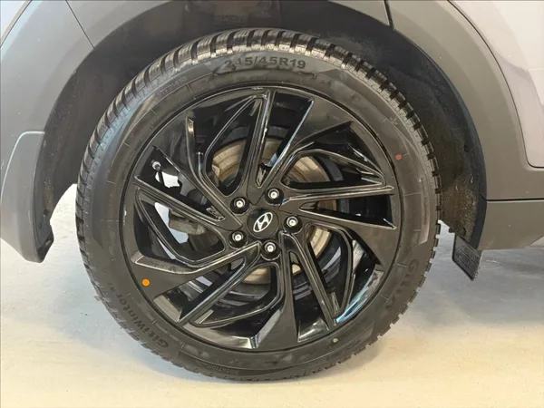 Hyundai Tucson 2,0 CRDI NLINE STYLE PREMIUM - foto 23