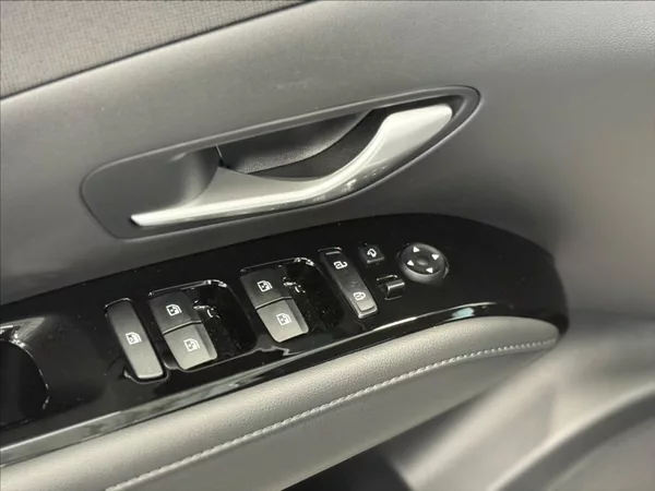 Hyundai Tucson 1,6 T-GDI SMART NAVI ALU18 - foto 10