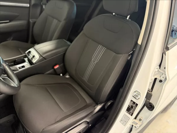 Hyundai Tucson 1,6 T-GDI SMART NAVI ALU18 - foto 9