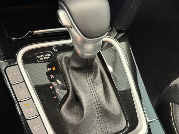 Kia XCeed 1,5 T-GDI ZÁRUKA MHEV AT TOP - foto 13