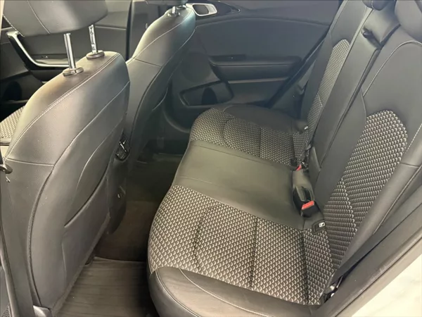 Kia XCeed 1,5 T-GDI ZÁRUKA MHEV AT TOP - foto 16