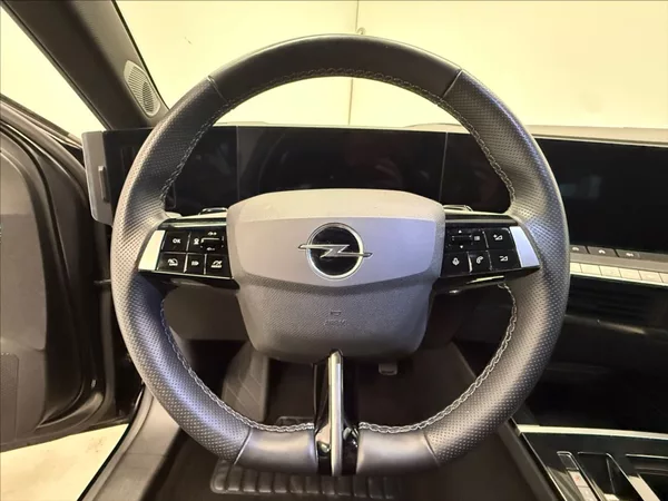 Opel Astra 1,2 T ST Elegance 360KAMERA - foto 14