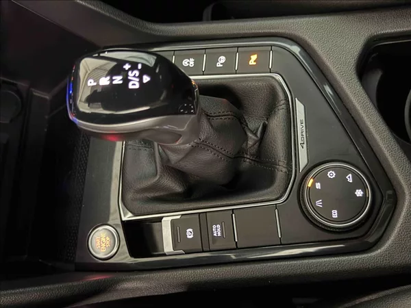 Seat Tarraco 2,0 TSI FR 1.MAJITEL 4X4 AT - foto 17