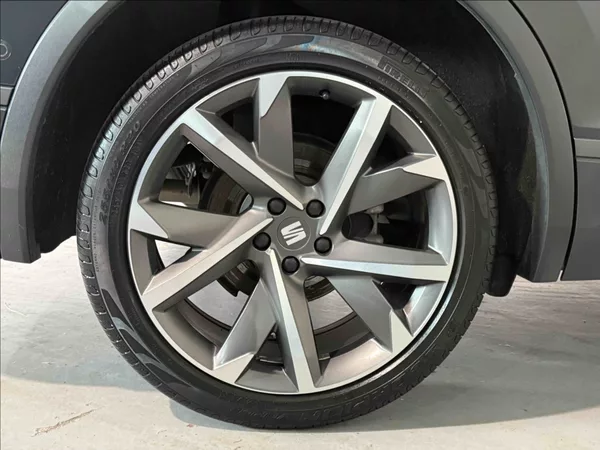 Seat Tarraco 2,0 TSI FR 1.MAJITEL 4X4 AT - foto 22