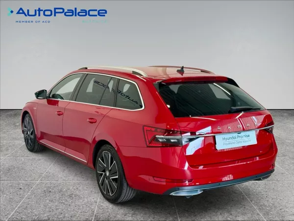 Škoda Superb 2,0 TDI COMBI DSG L&K 147KW - foto 6