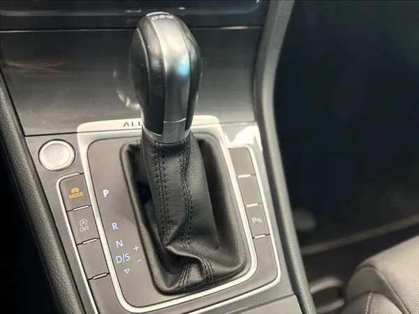 Volkswagen Golf Variant 2,0 TDI Alltrack 4M AT VIII - foto 10