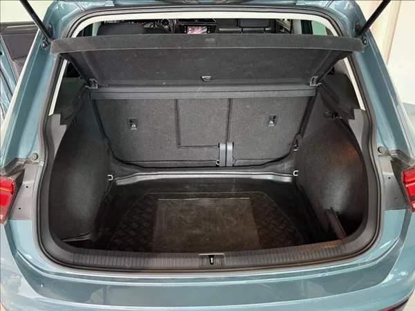 Volkswagen Tiguan 1,5 TSI NAVIGACE - foto 15