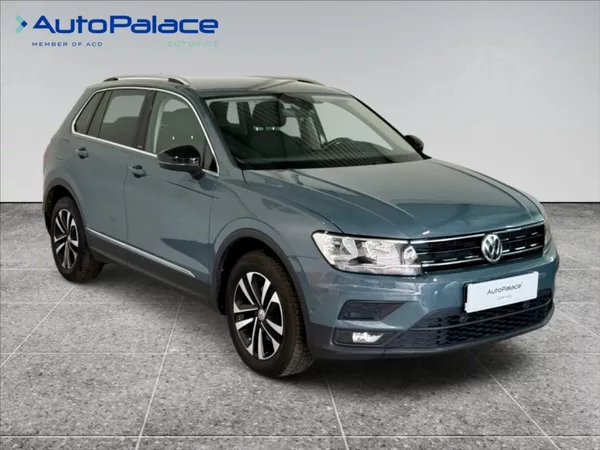 Volkswagen Tiguan 1,5 TSI NAVIGACE - foto 3