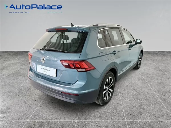 Volkswagen Tiguan 1,5 TSI NAVIGACE - foto 4