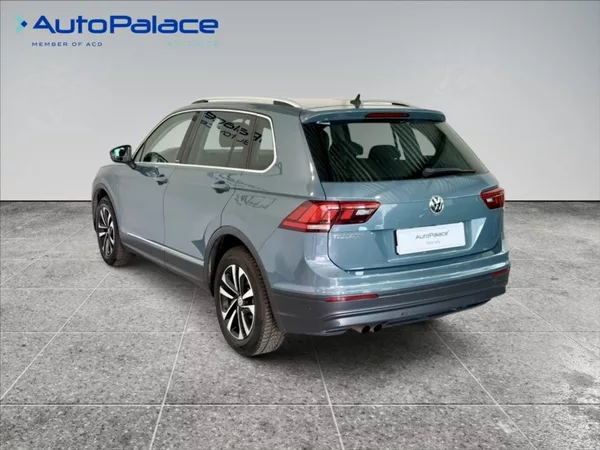 Volkswagen Tiguan 1,5 TSI NAVIGACE - foto 6