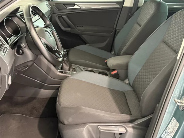 Volkswagen Tiguan 1,5 TSI NAVIGACE - foto 7