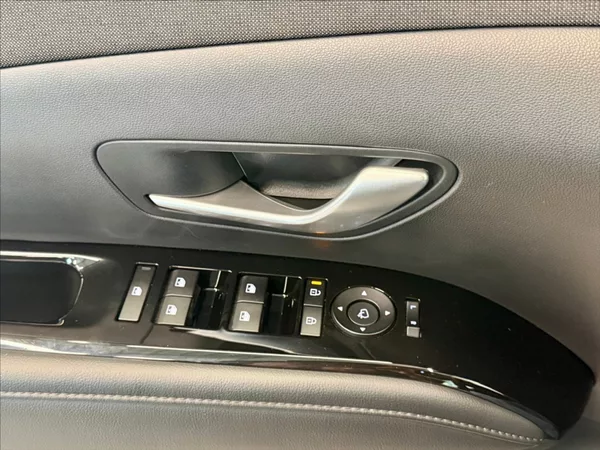 Hyundai Tucson 1,6 T-GDI STYLE MildHybrid - foto 17