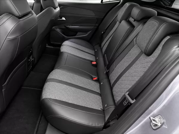 Peugeot 408 1,2 Puretech 130 - ALLURE - foto 11