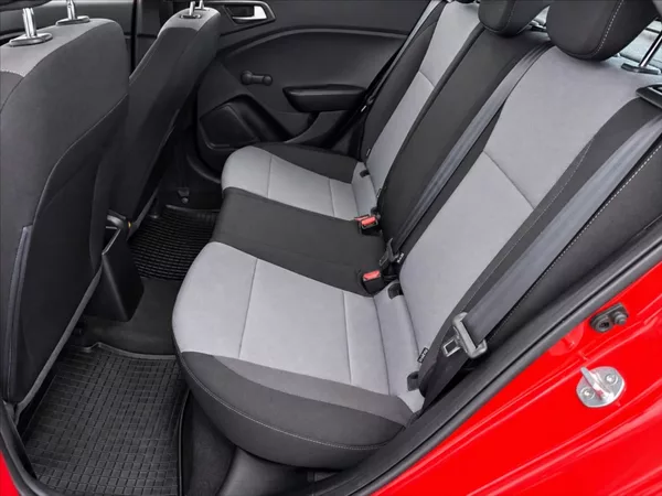Hyundai i20 1,3 1.MAJ,CZ, NOVÁ SPOJKA/ - foto 8