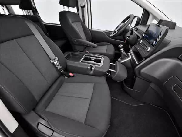 Hyundai Staria 2,2 130 KW COMFORT - foto 10