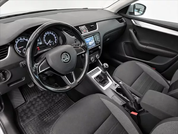 Škoda Octavia 1,6 TDI 85 KW, AMBITION - foto 7
