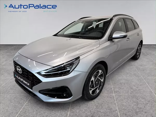 Hyundai i30 1,5 STYLE- NOVÝ VŮZ