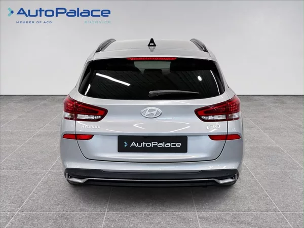 Hyundai i30 1,5 STYLE- NOVÝ VŮZ - foto 5