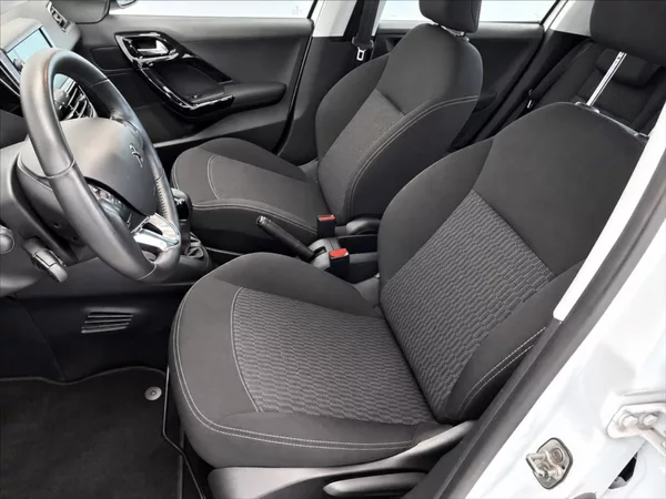 Peugeot 208 1,2 PURETECH 60 KW - foto 8