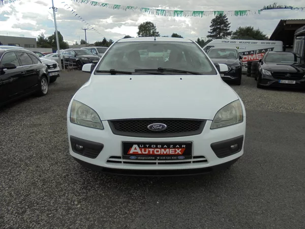 Ford Focus 1.6TDCi-KLIMA-NOV.ROZVODY - foto 2