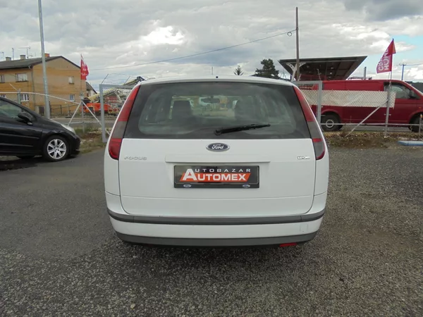 Ford Focus 1.6TDCi-KLIMA-NOV.ROZVODY - foto 6