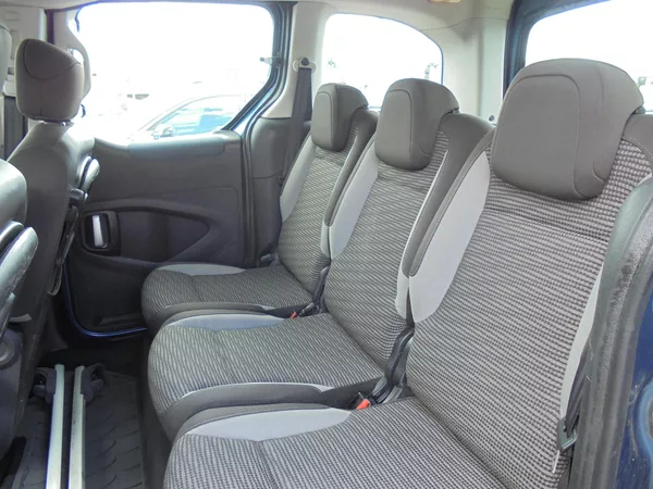 Citroën Berlingo 1.6 HDI- MULTISPACE- ČR - foto 11