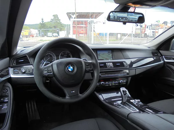 BMW Řada 5 525 D- NAVIGACE - AUTOMAT - foto 8