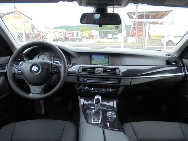 BMW Řada 5 525 D- NAVIGACE - AUTOMAT - foto 9