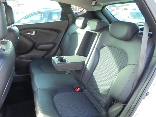 Hyundai ix35 1.7 CRDI- KLIMA-KŮŽE-SERVISKA - foto 10