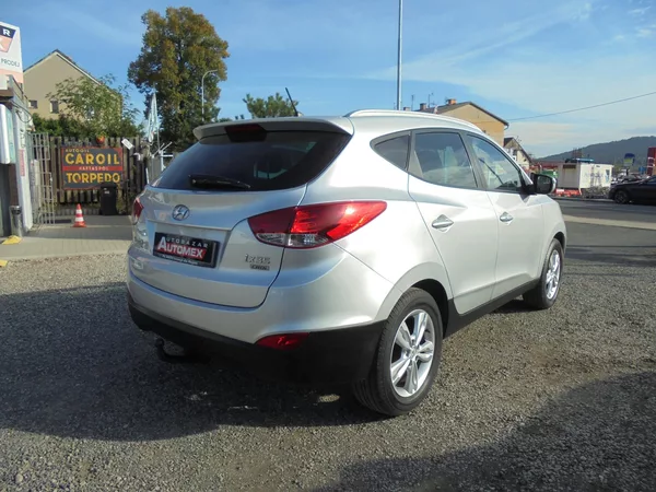 Hyundai ix35 1.7 CRDI- KLIMA-KŮŽE-SERVISKA - foto 6