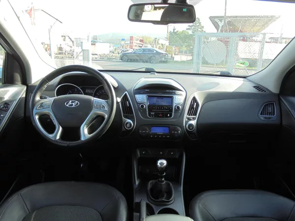 Hyundai ix35 1.7 CRDI- KLIMA-KŮŽE-SERVISKA - foto 8