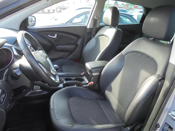 Hyundai ix35 1.7 CRDI- KLIMA-KŮŽE-SERVISKA - foto 9