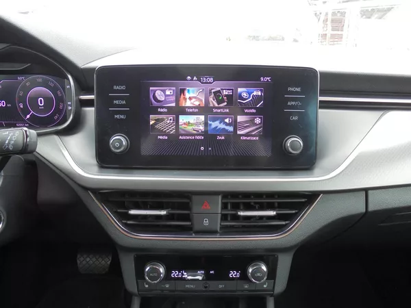 Škoda Scala 1.0 TSI-SUPER VÝBAVA-SERVISKA - foto 12