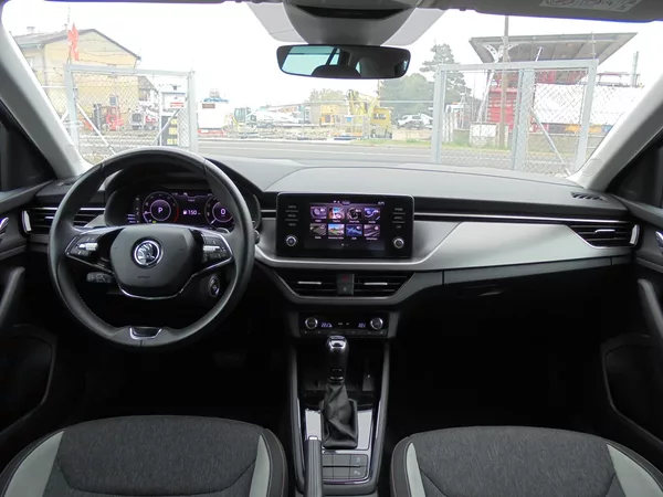 Škoda Scala 1.0 TSI-SUPER VÝBAVA-SERVISKA - foto 9
