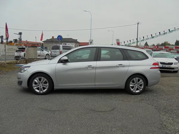 Peugeot 308 1.6 HDI- NAVIGACE-ČR-SERVISKA - foto 4