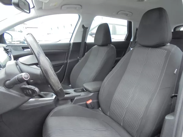 Peugeot 308 1.6 HDI- NAVIGACE-ČR-SERVISKA - foto 9