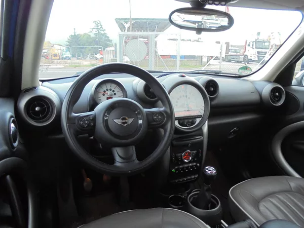 Mini Countryman 1.6 D- 4x4- KLIMA- KŮŽE- ALU - foto 8