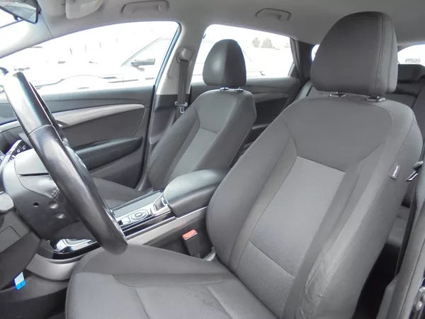 Hyundai i40 1.6 GDI- KLIMA- SERVISKA - foto 11