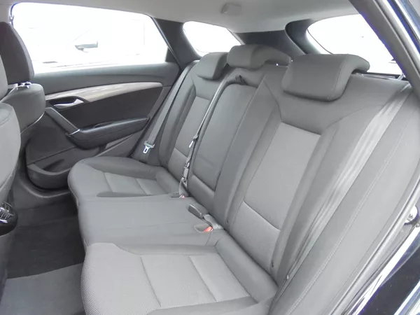 Hyundai i40 1.6 GDI- KLIMA- SERVISKA - foto 12