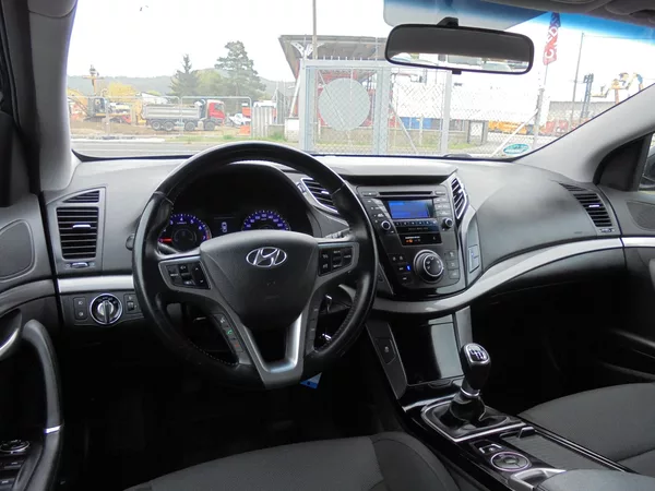 Hyundai i40 1.6 GDI- KLIMA- SERVISKA - foto 8