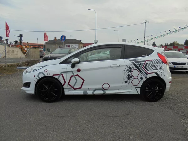 Ford Fiesta 1.6 TDCI-NAVIGACE-SUPER VÝBAVA - foto 4